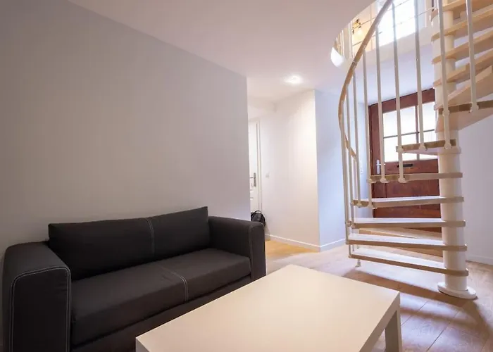 Studio-Duplex Tower