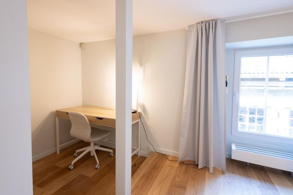 Studio-duplex Tower Apartment *